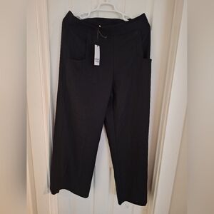 Unique Vintage Black Wide-Leg Trousers